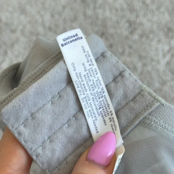 CACIQUE Silver Lace Unlined Balconette Bra - Size 40F - Picture 7 of 7